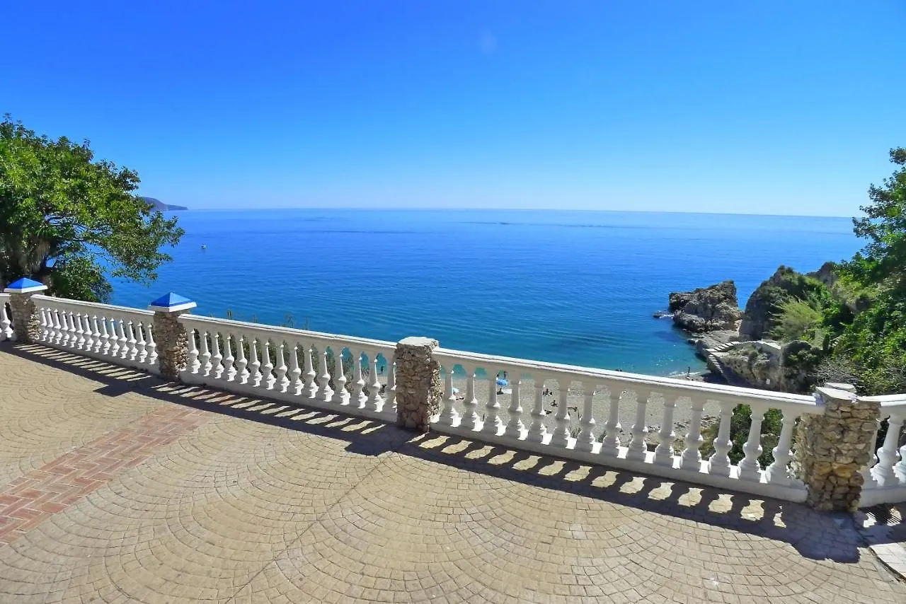R1352 Pinomar D Villa Nerja 0*,