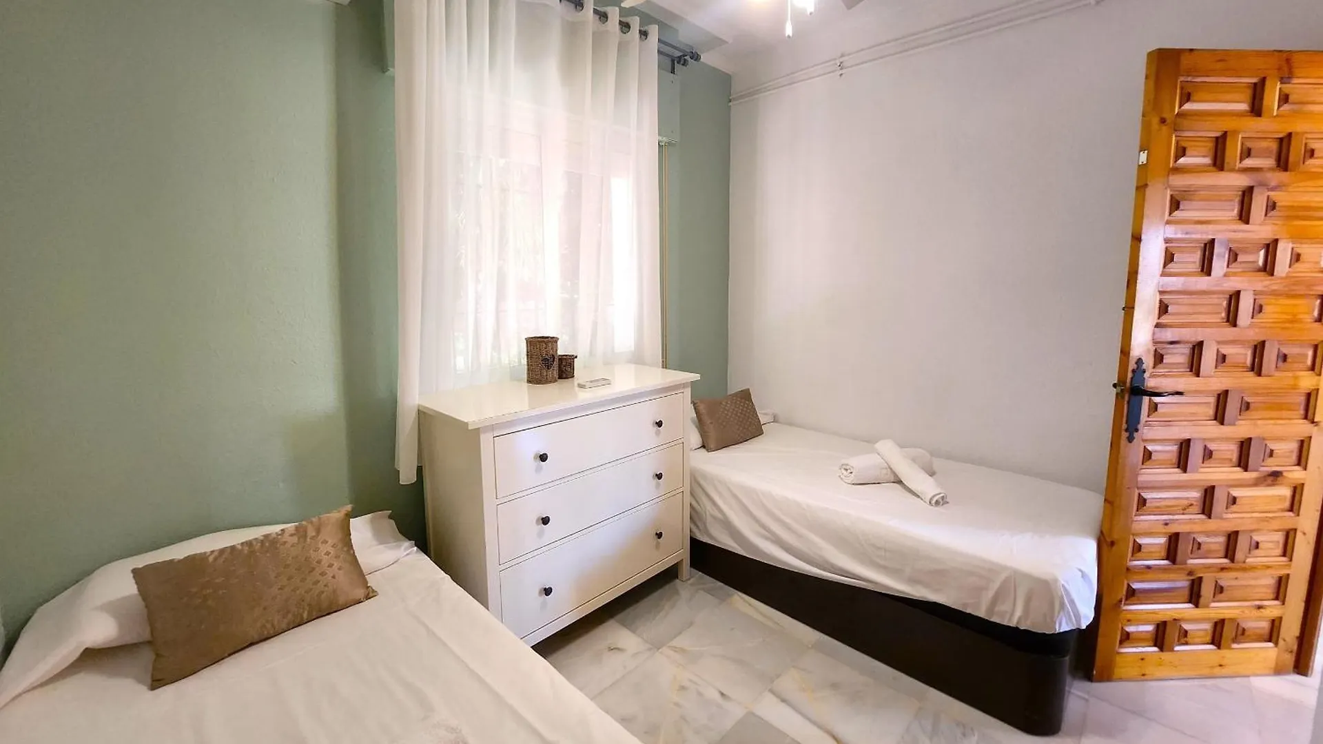 R1352 Pinomar D Villa Nerja