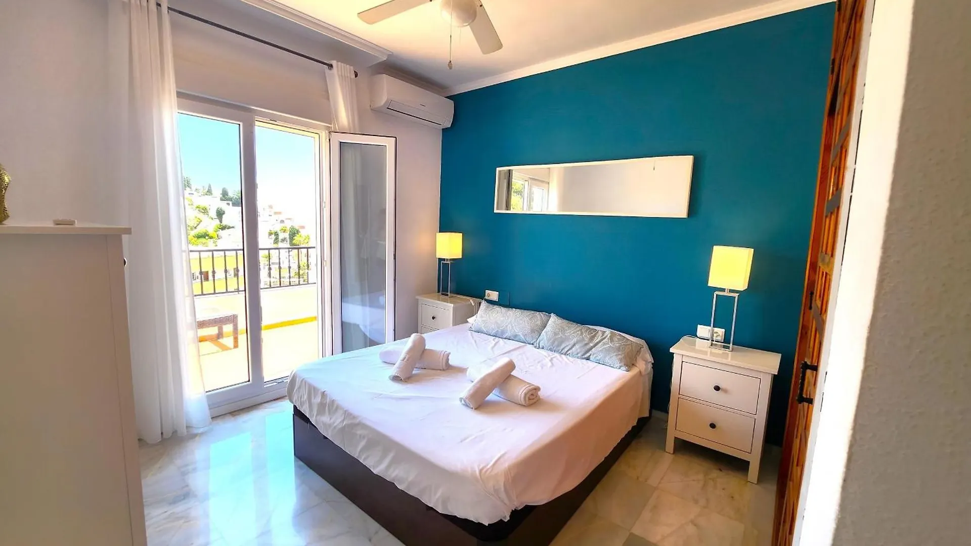 R1352 Pinomar D Villa Nerja